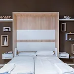 Upmarket Studio With Balcony In Friedrichshain