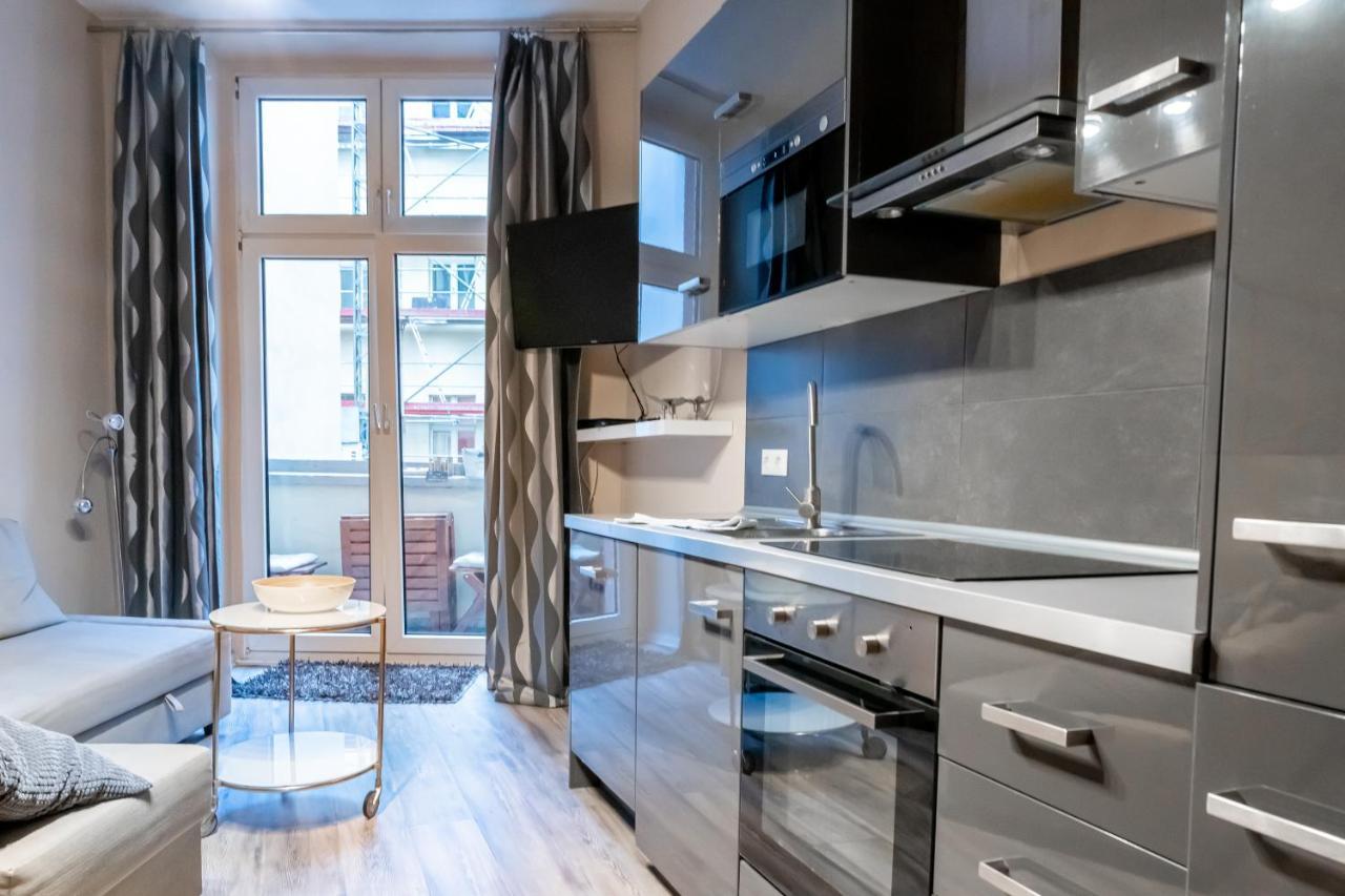 Upmarket Studio With Balcony In Friedrichshain Appartement *