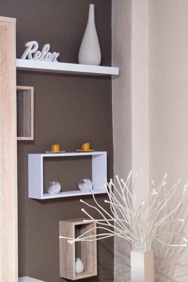 Upmarket Studio With Balcony In Friedrichshain Berlijn