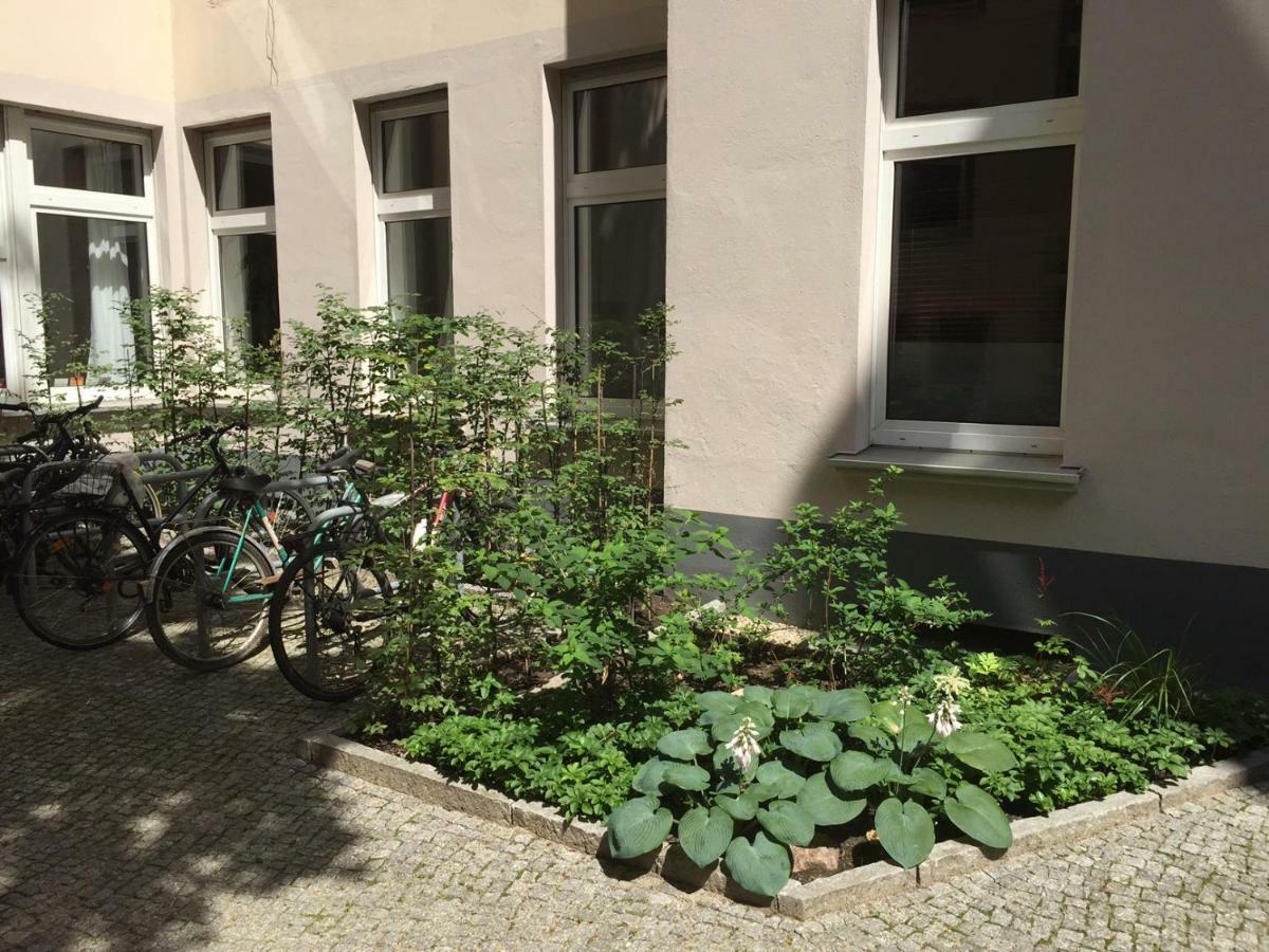 Upmarket Studio With Balcony In Friedrichshain * Berlijn